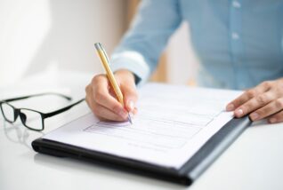 Kaip elgtis, jei mobiliojo ryšio operatorius pakeičia sutarties sąlygas?