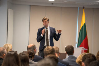 RRT atstovas Briuselyje: „GNSS signalų trikdymas tampa ilgalaikiu iššūkiu, kuriam reikia bendro Europos atsako“